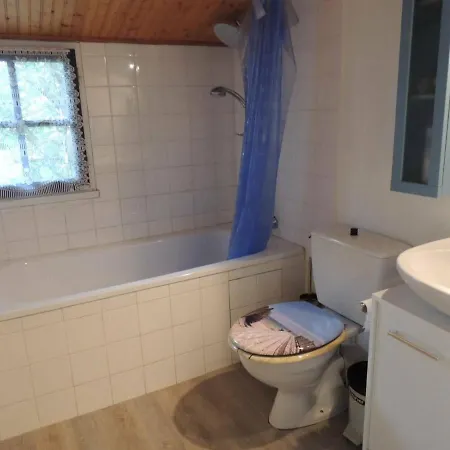 Maison L'epine, 5 Pieces, 8 Personnes - Fr-1-224b-741 *